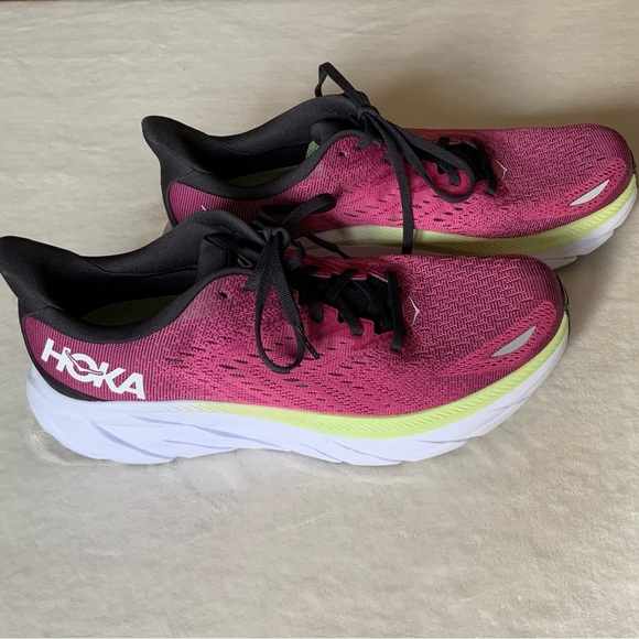 HOKA Clifton 08 Women's Road Running Shoe - Picture 5 of 15
